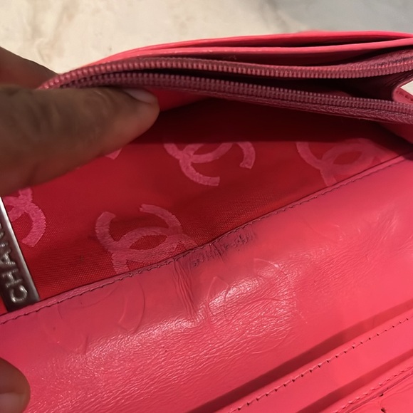 GUC Chanel Cambon Wallet - Picture 9 of 13